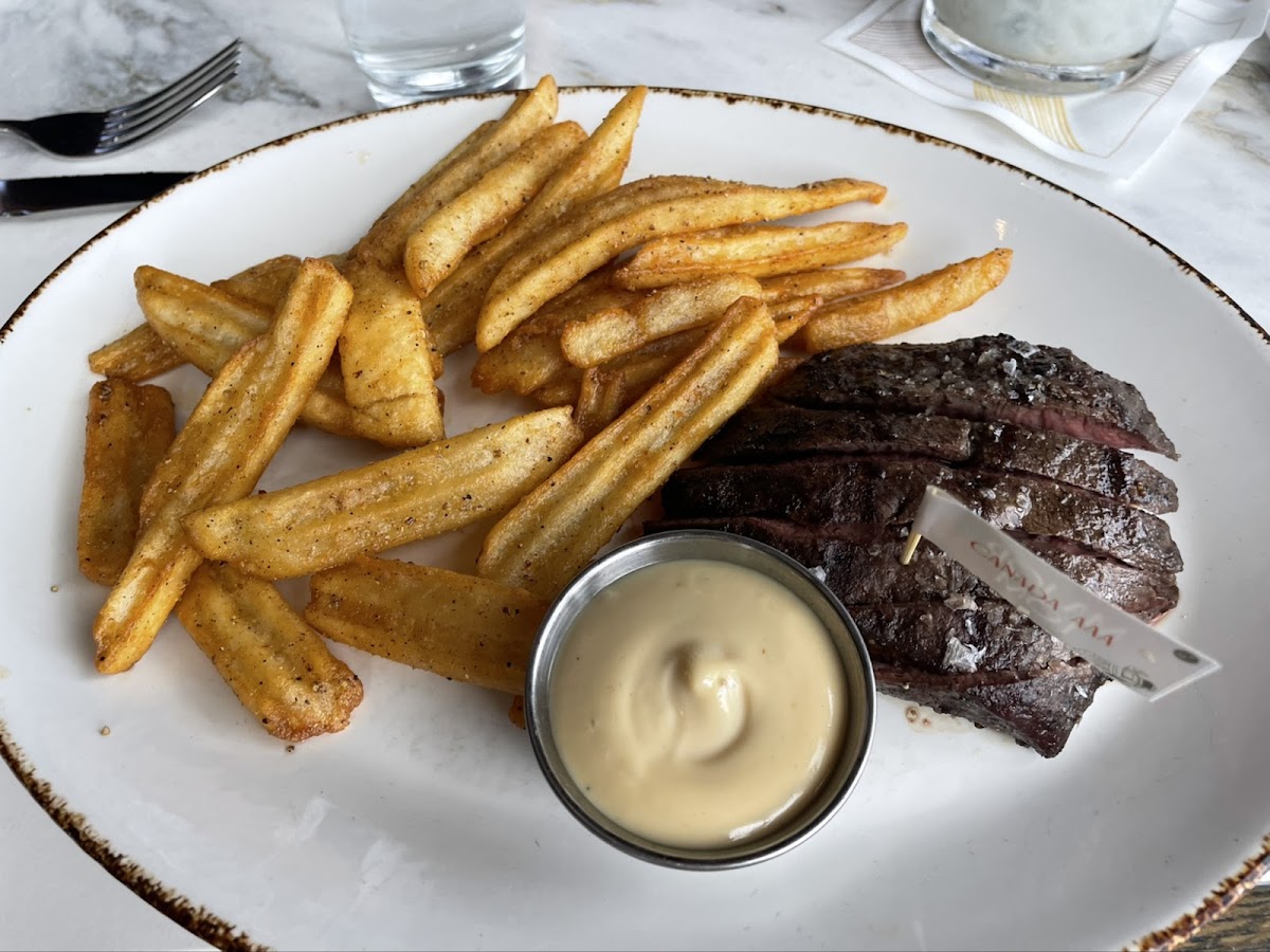 Major Tom Bar — Restaurant