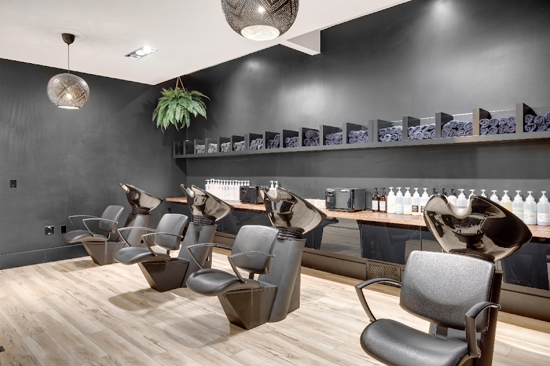 1977 salon + beauty lounge