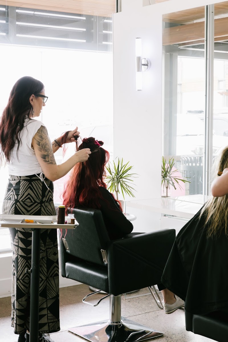 Lavish Salon