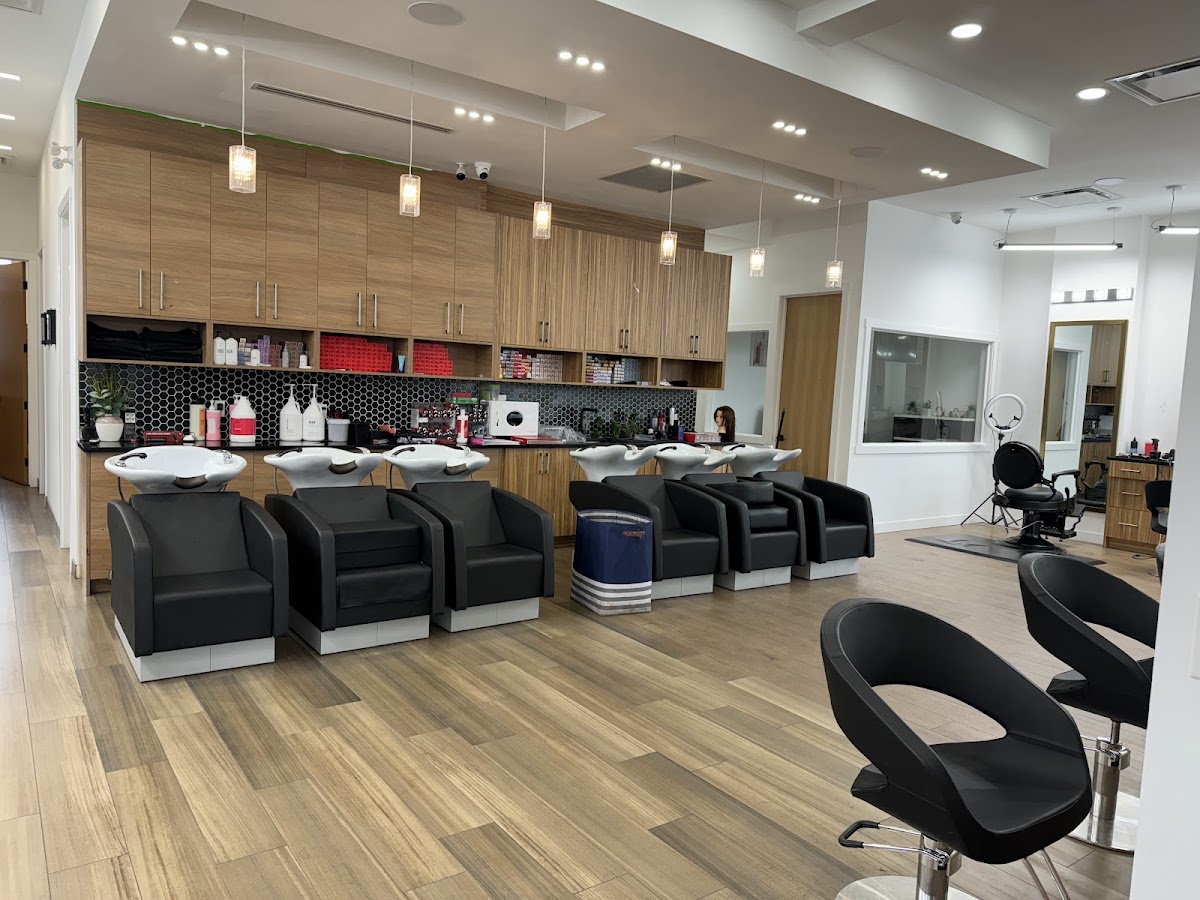 Restyle Salon — Beauty